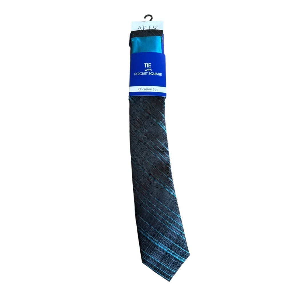NWT Apt. 9 Tie with Pocket Square Occasion Set